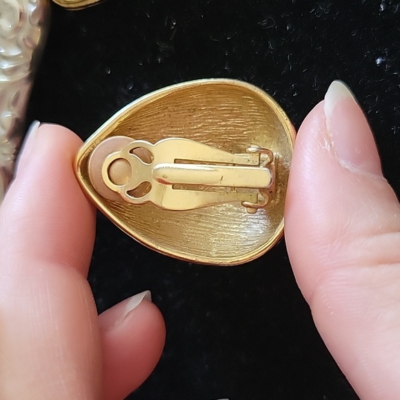 Givenchy Paris New York earrings - Picture 3 of 5